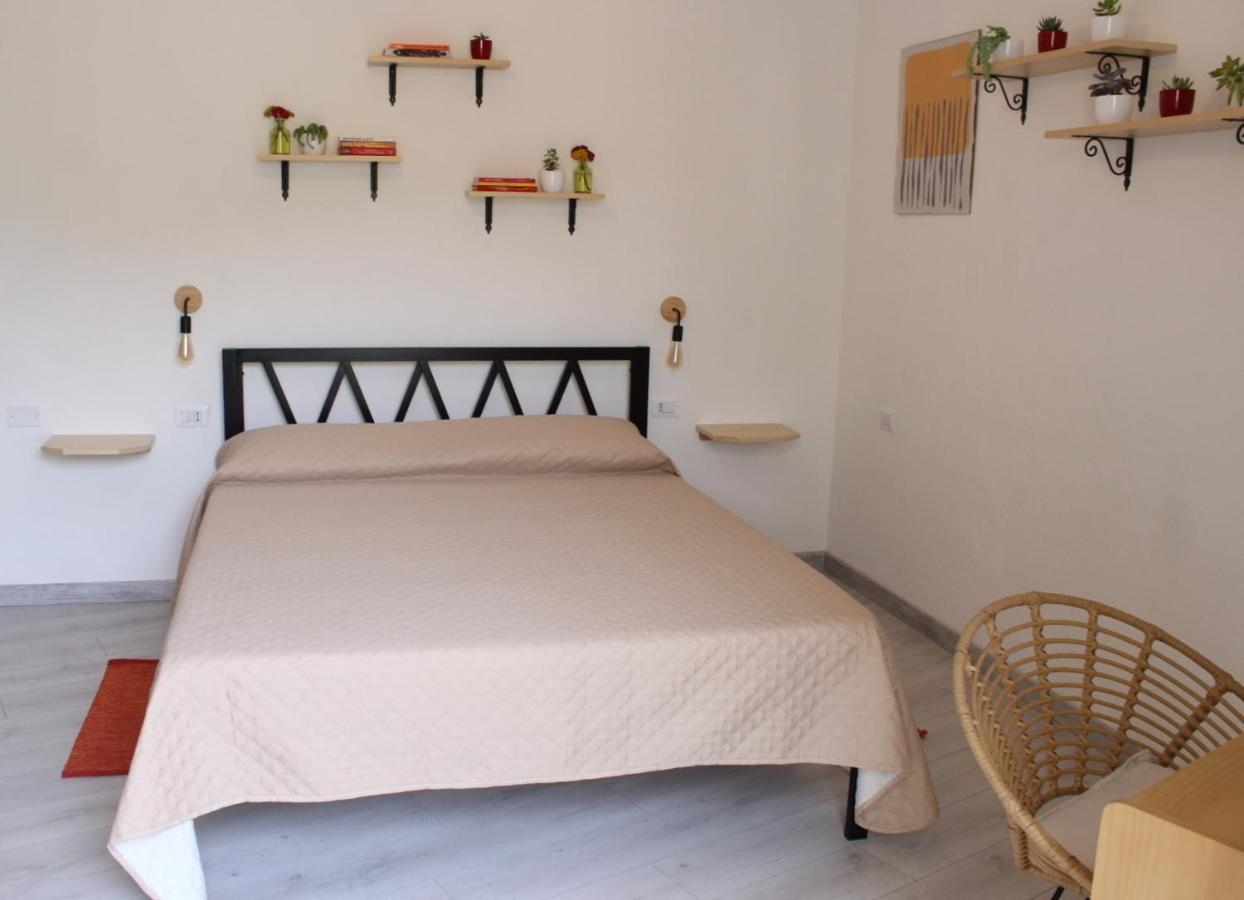Giobo Rooms Siniscola Exterior photo