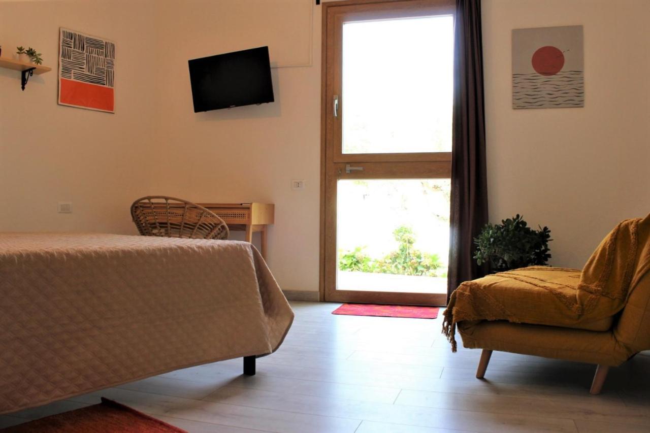 Giobo Rooms Siniscola Exterior photo